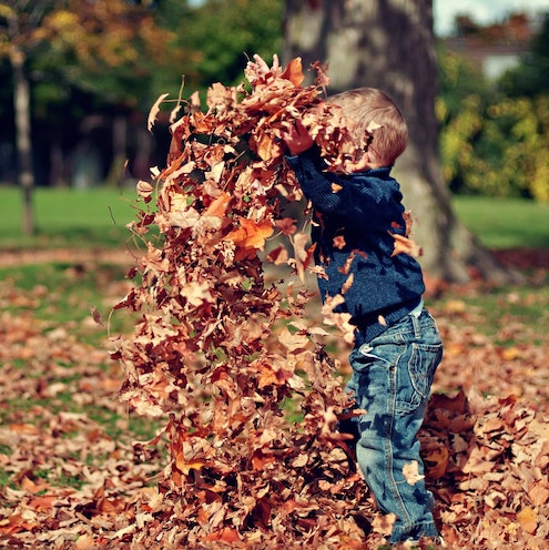 Read more about the article All Alone with CoVid19, Really? 3 Unhelpful Attitudes you can Overcome